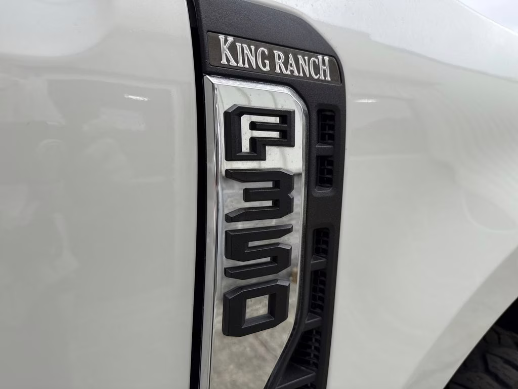 2025 Star White Metallic TC Ford Super Duty F-350 SRW King Ranch 4X4 Truck