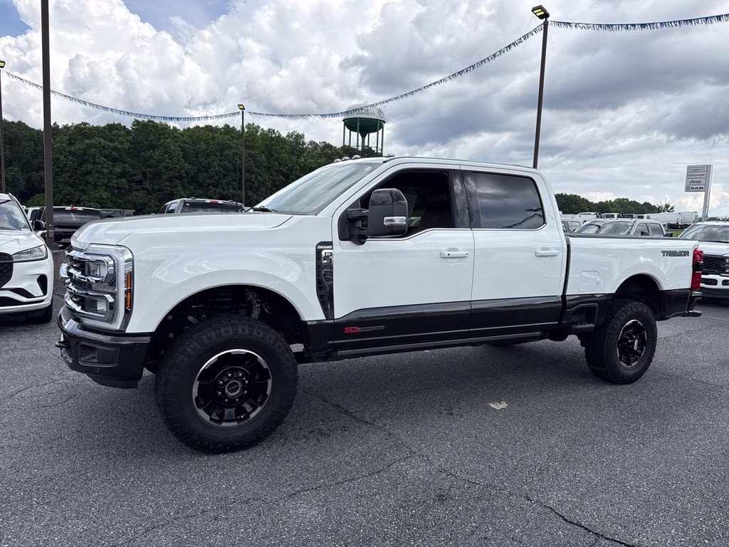 2025 Star White Metallic TC Ford Super Duty F-350 SRW King Ranch 4X4 Truck