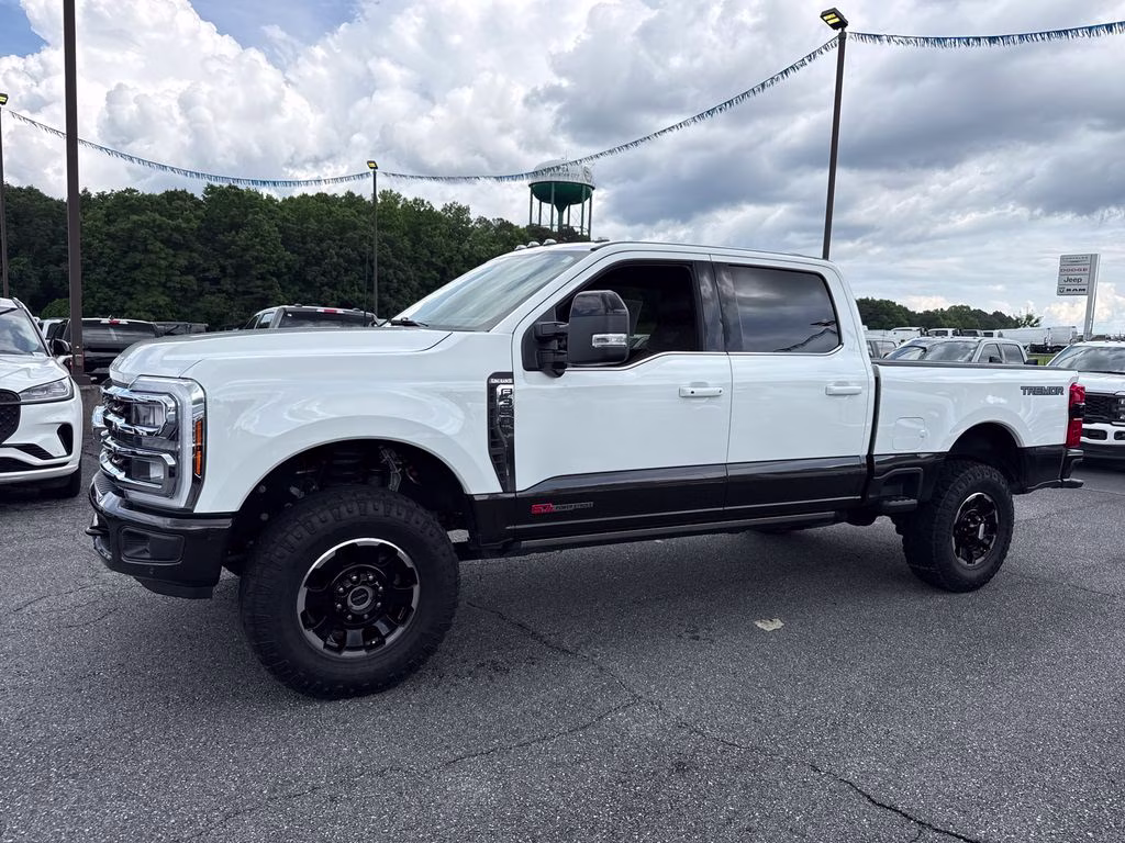 2025 Star White Metallic TC Ford Super Duty F-350 SRW King Ranch 4X4 Truck