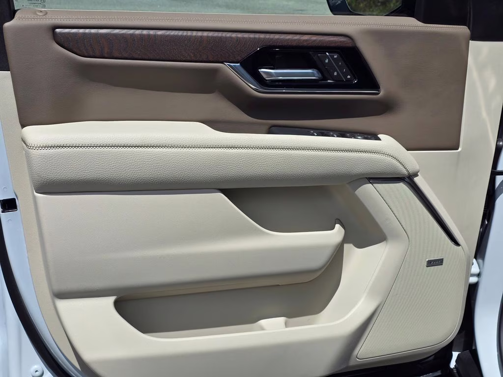 2026 Glacier White Tricoat GMC Yukon Denali 4X4 SUV