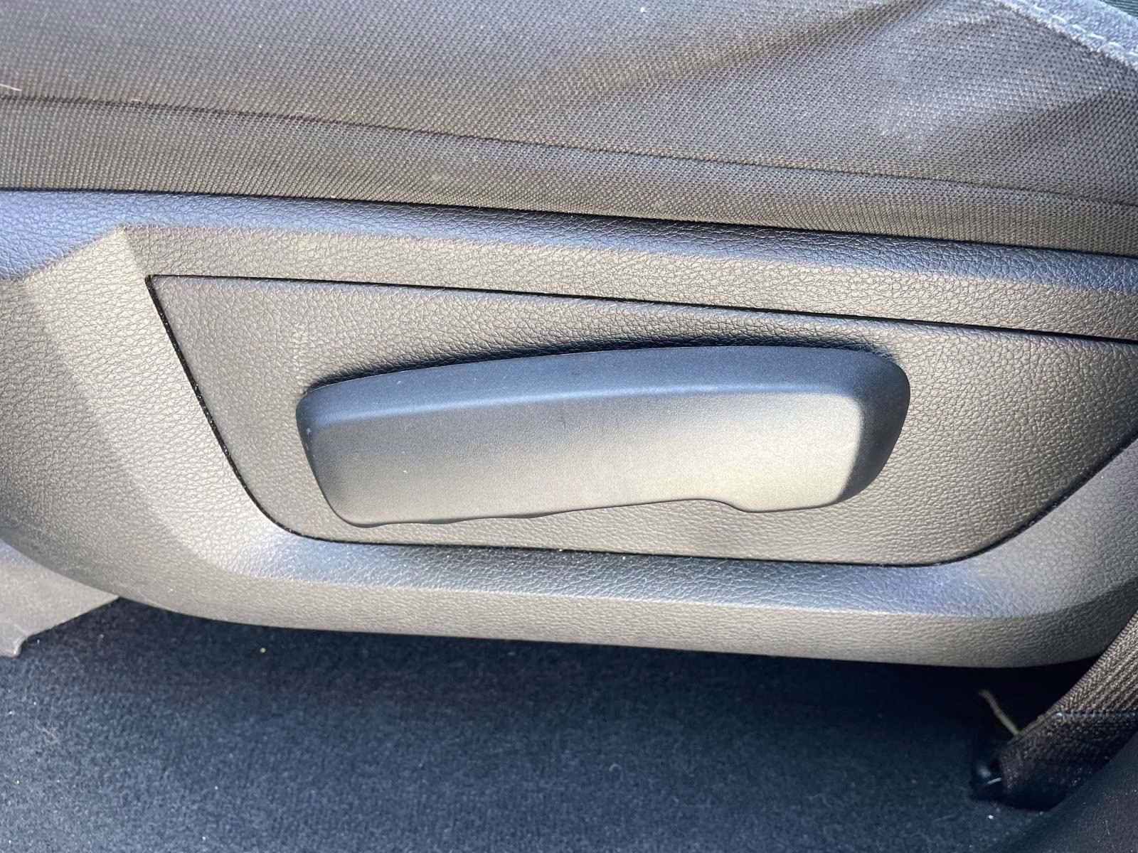 2021 Diamond Black Crystal Pearlcoat Ram 1500 Classic Tradesman RWD Truck