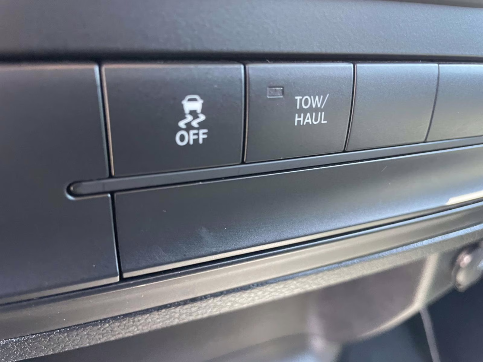 2021 Diamond Black Crystal Pearlcoat Ram 1500 Classic Tradesman RWD Truck