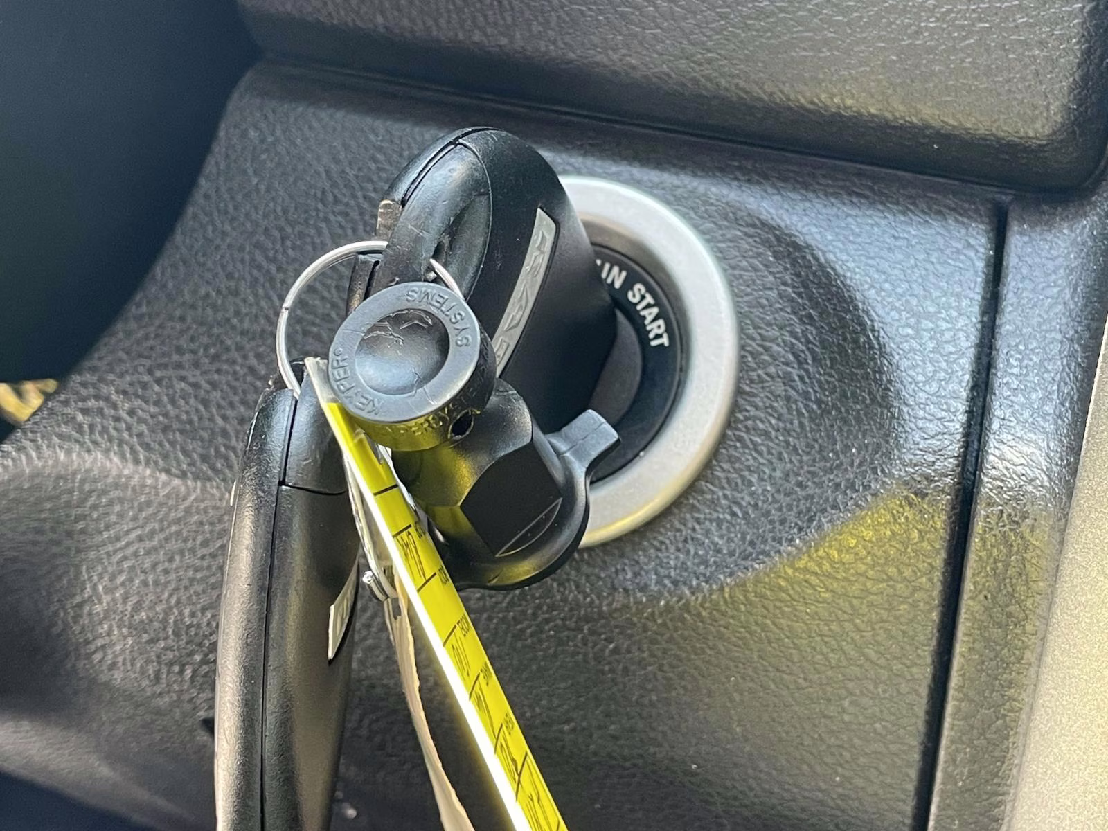 2021 Diamond Black Crystal Pearlcoat Ram 1500 Classic Tradesman RWD Truck