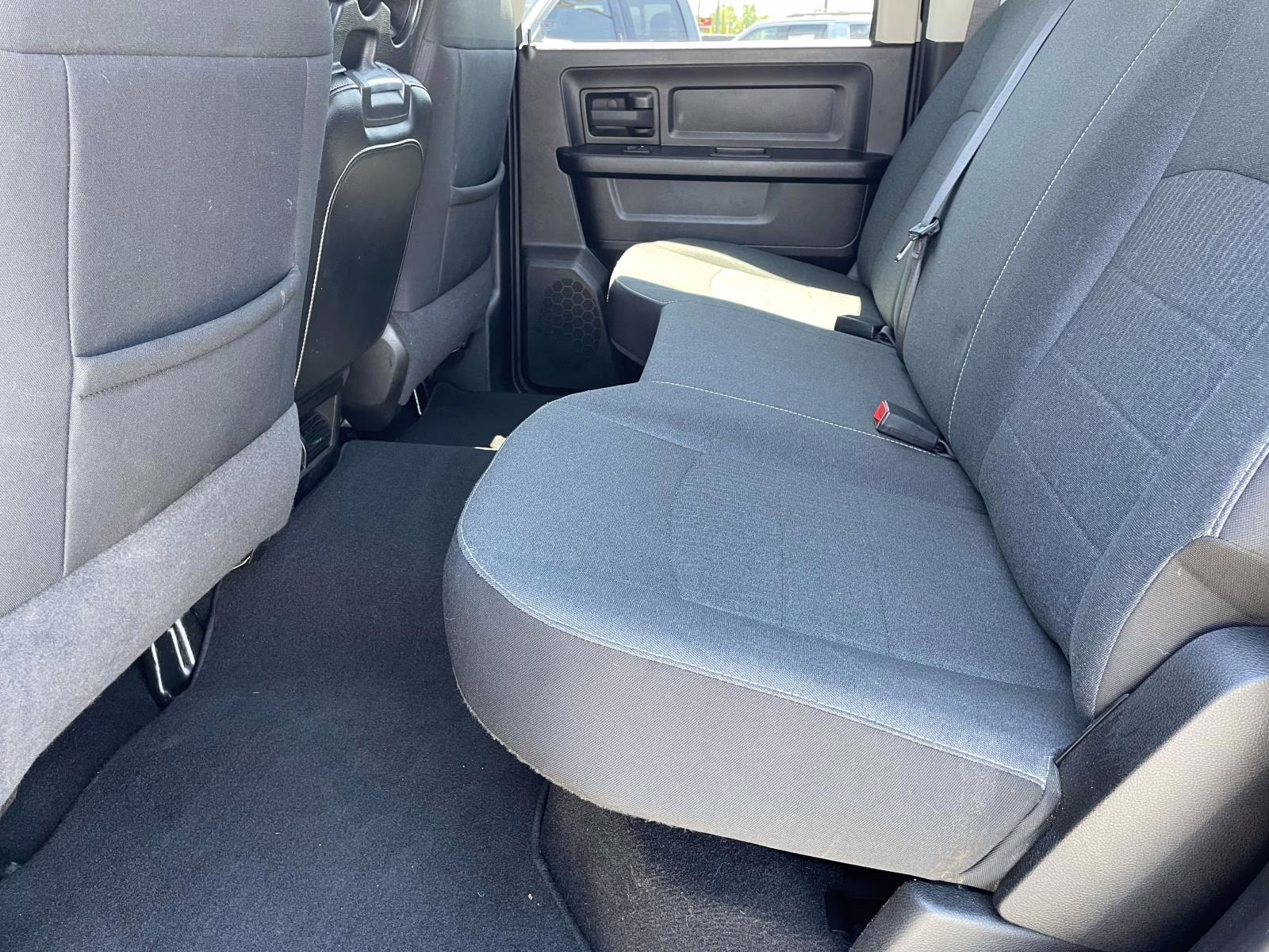 2021 Diamond Black Crystal Pearlcoat Ram 1500 Classic Tradesman RWD Truck