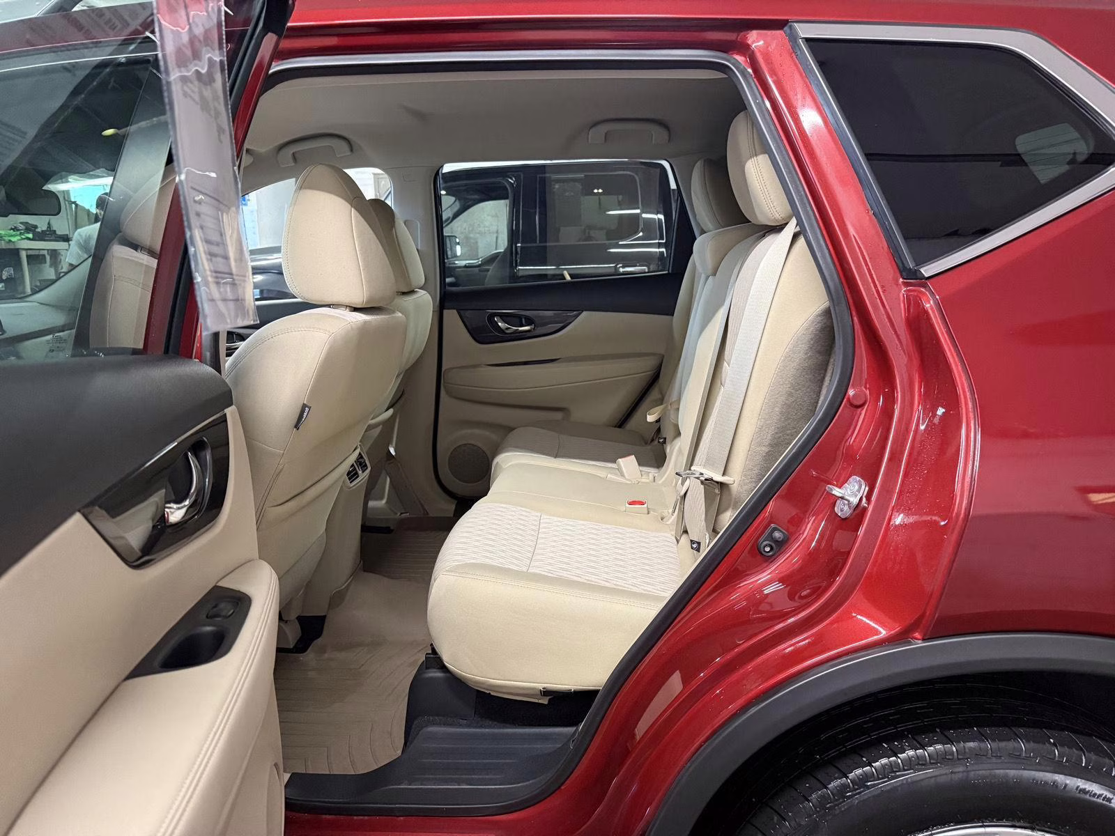 2019 Scarlet Ember Tintcoat Nissan Rogue SV AWD SUV