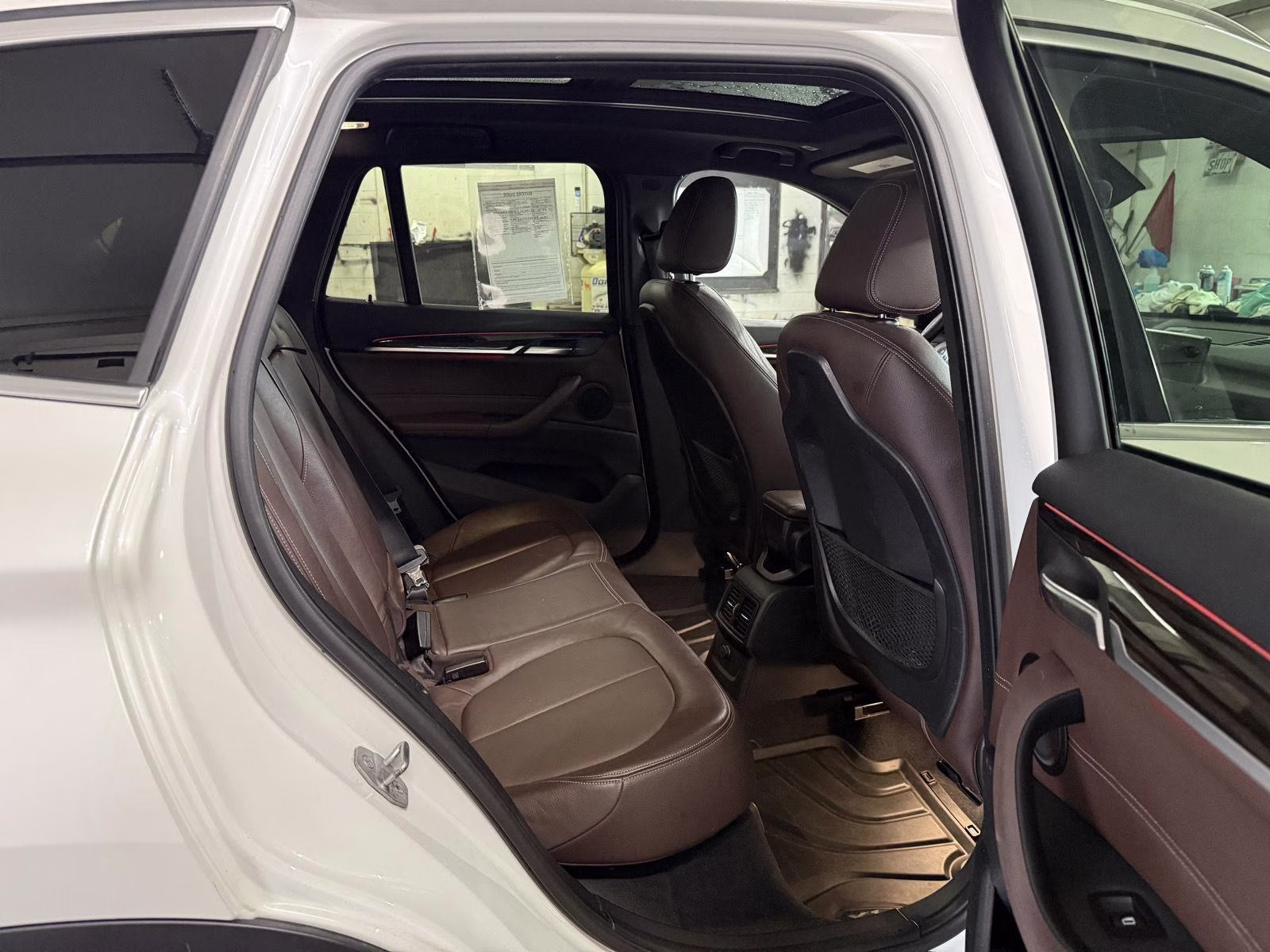 2016 Mineral White Metallic BMW X1 xDrive28i AWD Sports Activity Vehicle