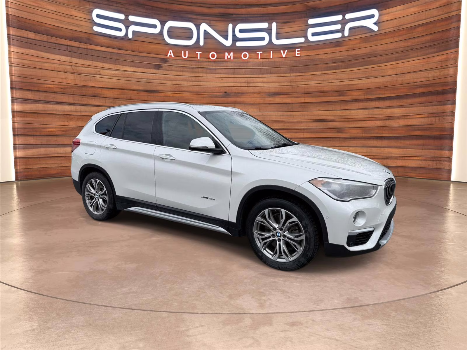 2016 Mineral White Metallic BMW X1 xDrive28i AWD Sports Activity Vehicle
