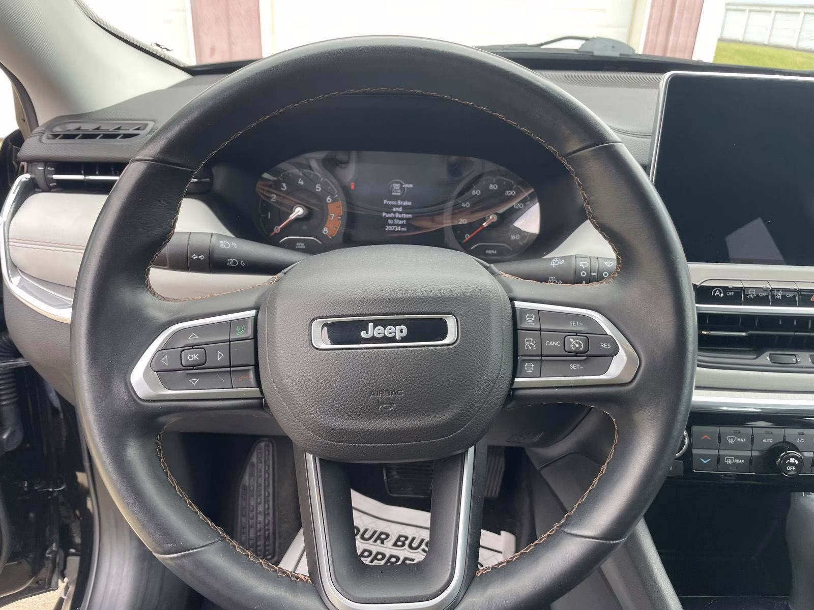 2022 Diamond Black Crystal Pearlcoat Jeep Compass Limited 4X4 SUV