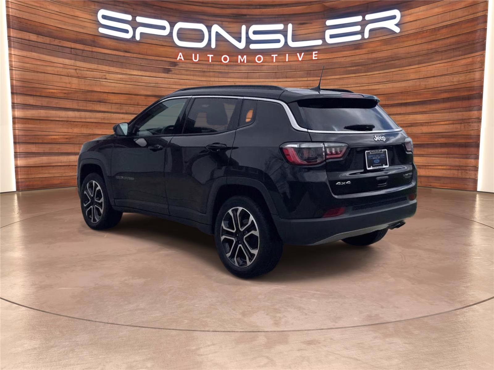 2022 Diamond Black Crystal Pearlcoat Jeep Compass Limited 4X4 SUV