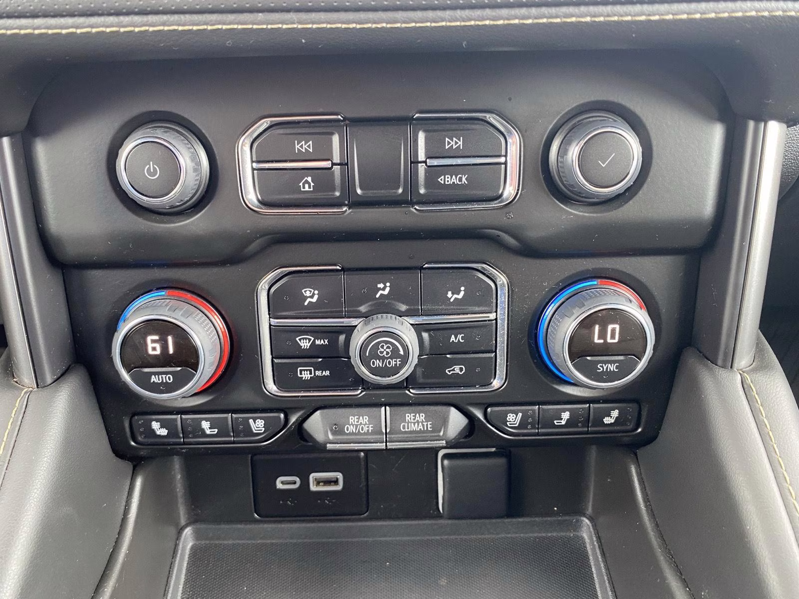 2023 Sterling Gray Metallic Chevrolet Tahoe Premier 4X4 SUV