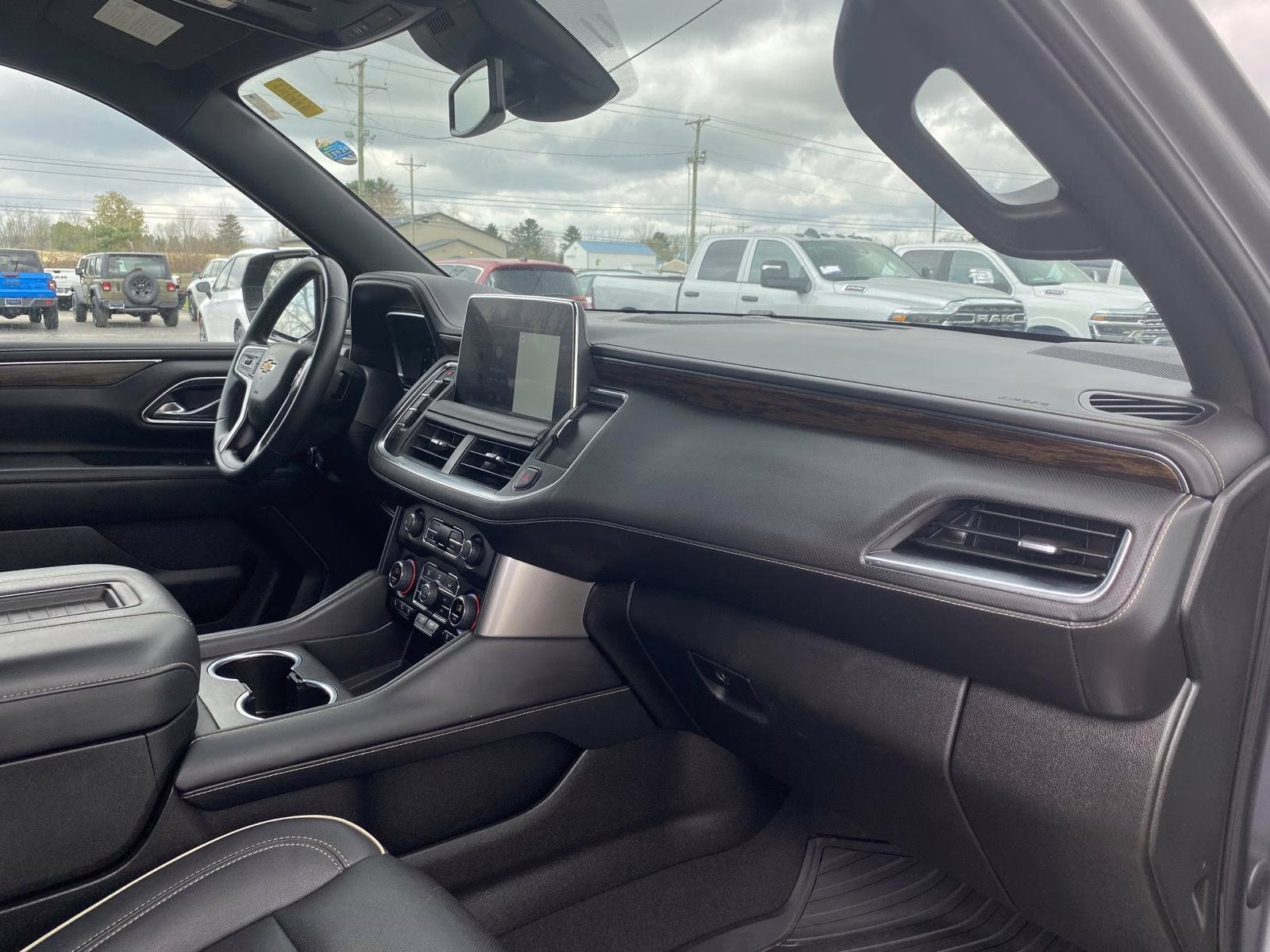 2023 Sterling Gray Metallic Chevrolet Tahoe Premier 4X4 SUV
