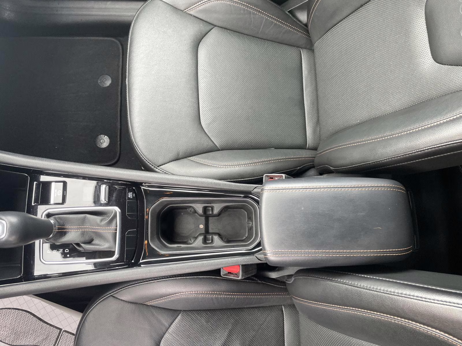 2022 Diamond Black Crystal Pearlcoat Jeep Compass Limited 4X4 SUV