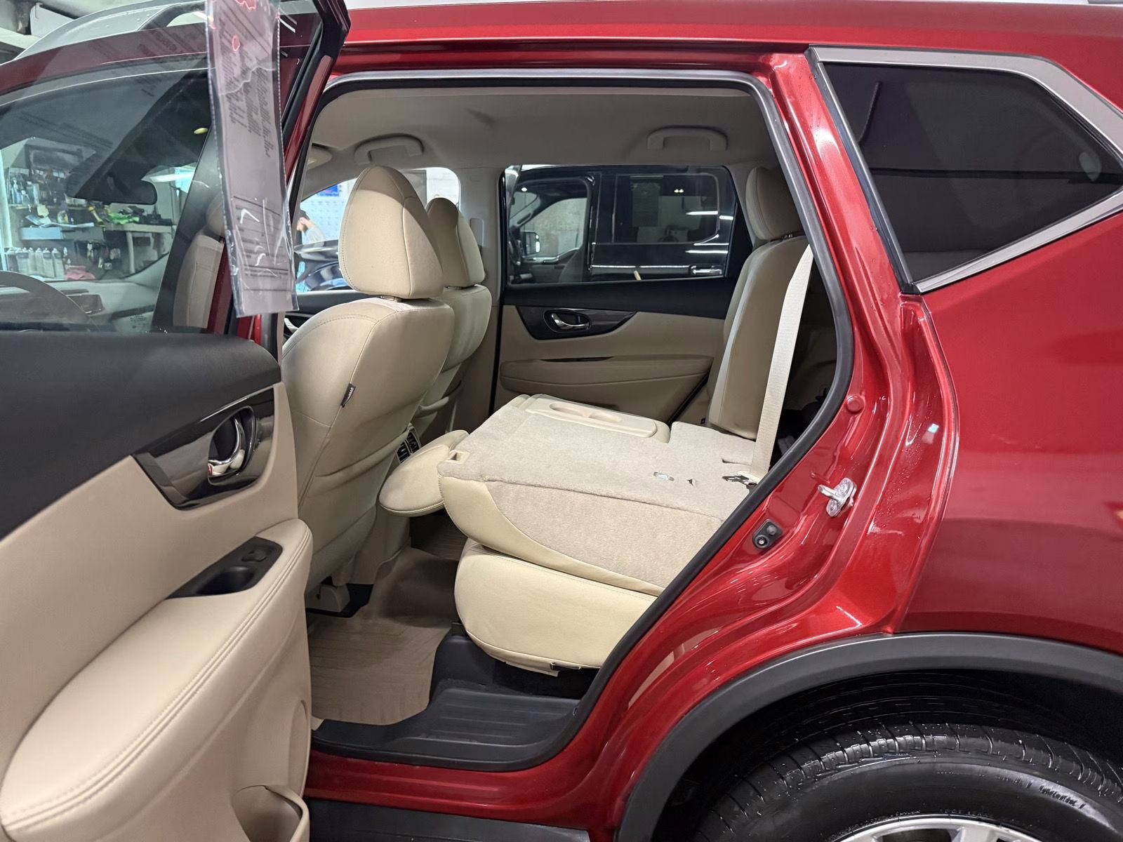 2019 Scarlet Ember Tintcoat Nissan Rogue SV AWD SUV