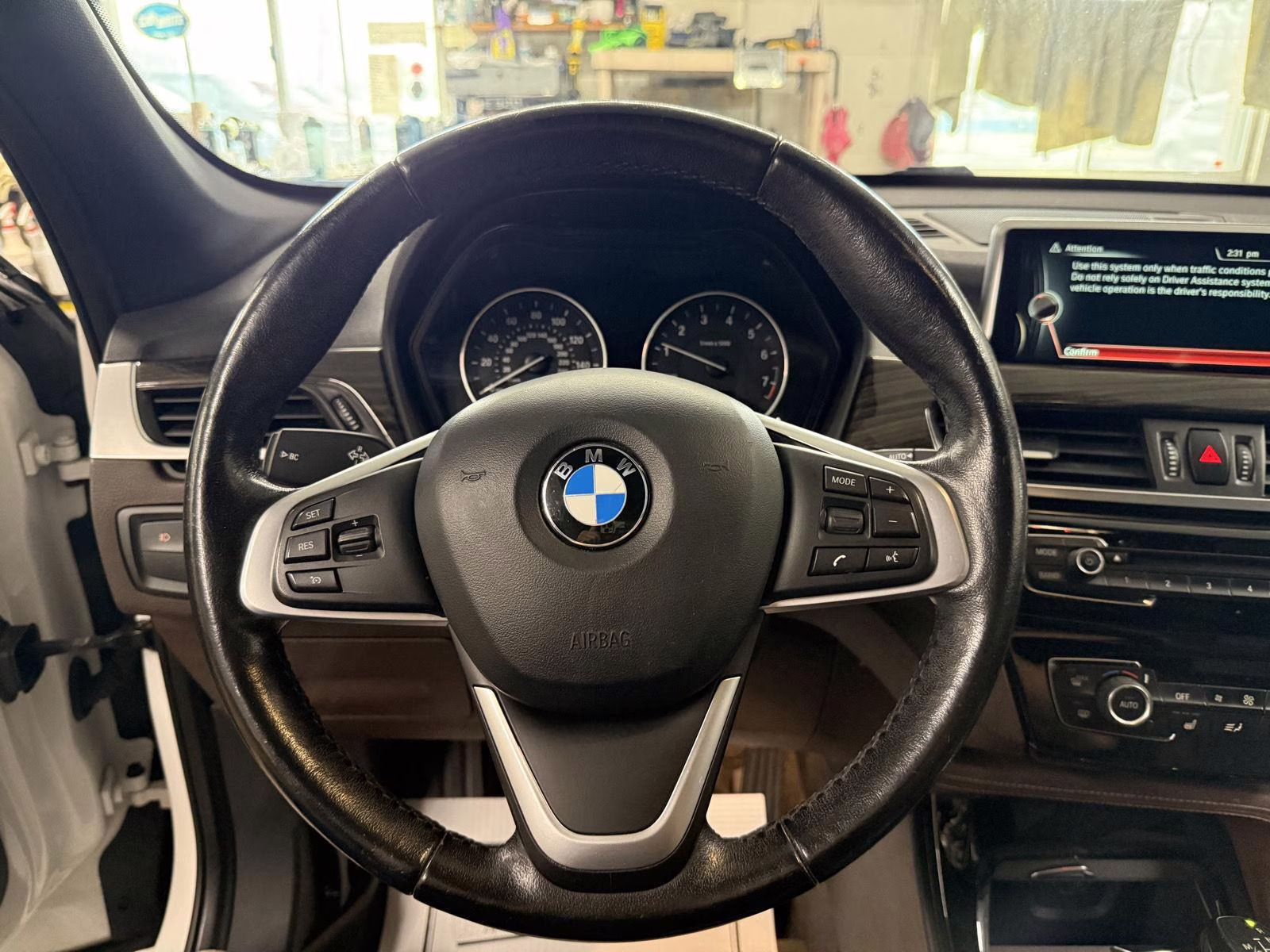 2016 Mineral White Metallic BMW X1 xDrive28i AWD Sports Activity Vehicle