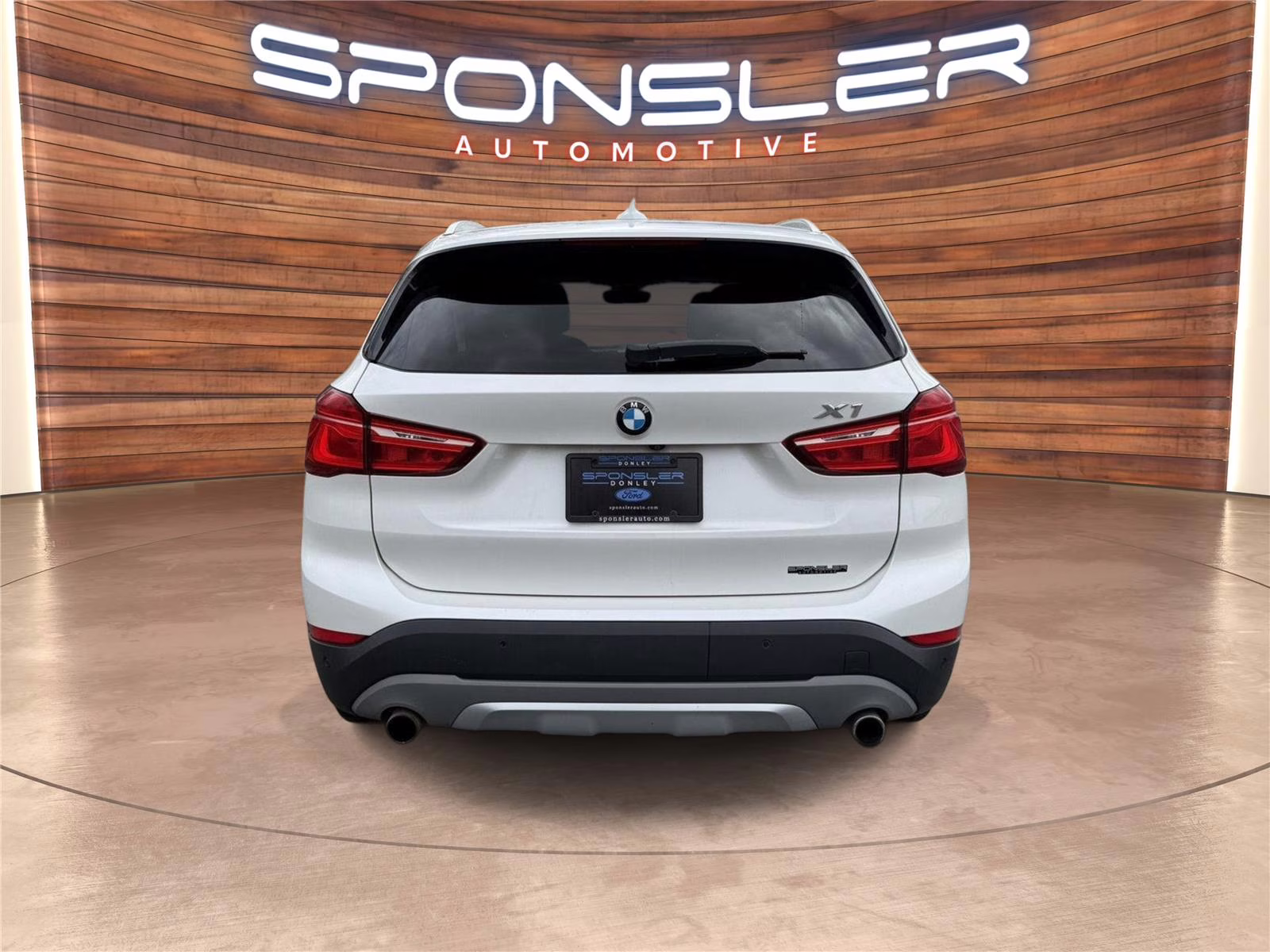 2016 Mineral White Metallic BMW X1 xDrive28i AWD Sports Activity Vehicle