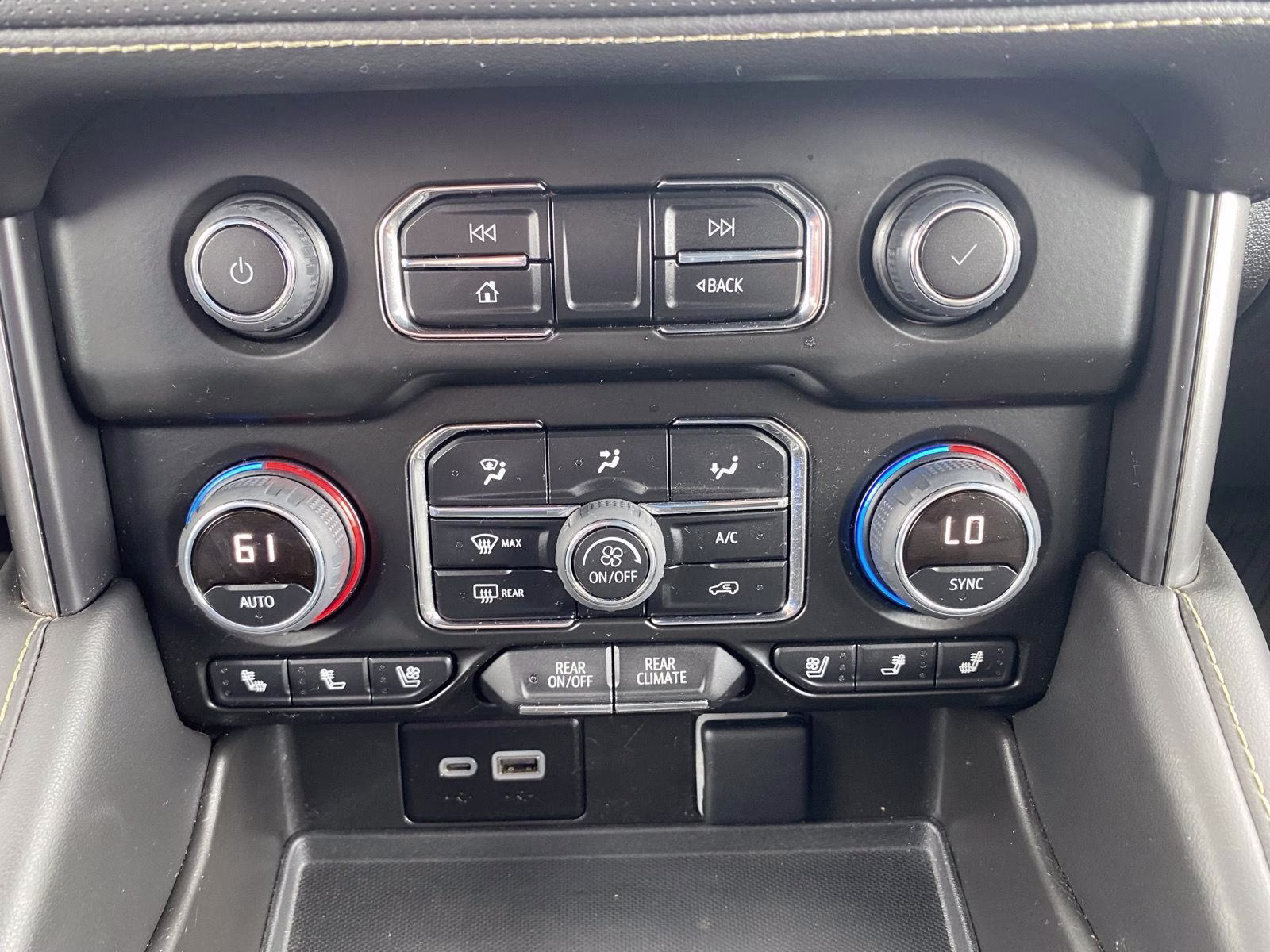 2023 Sterling Gray Metallic Chevrolet Tahoe Premier 4X4 SUV