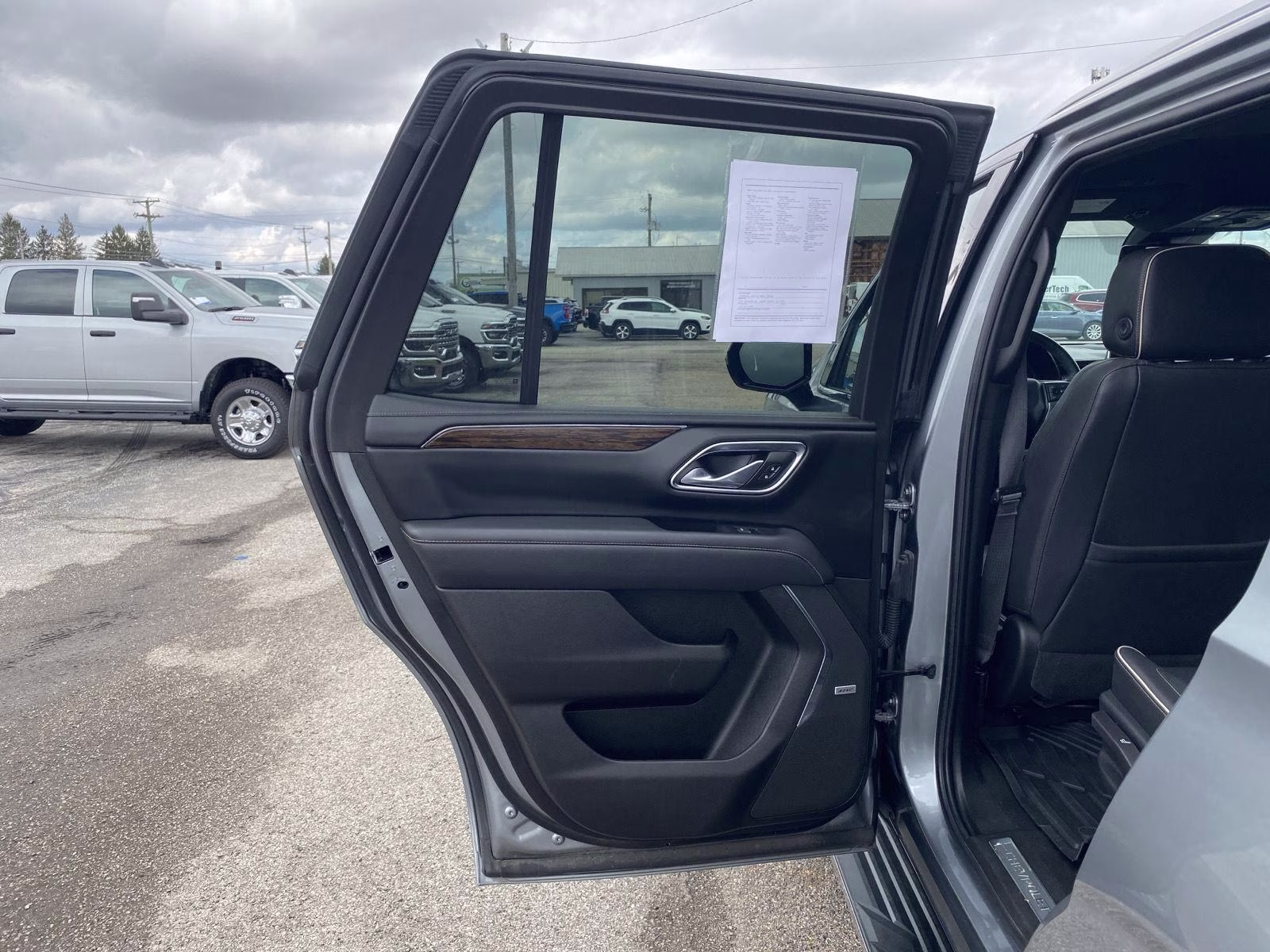 2023 Sterling Gray Metallic Chevrolet Tahoe Premier 4X4 SUV