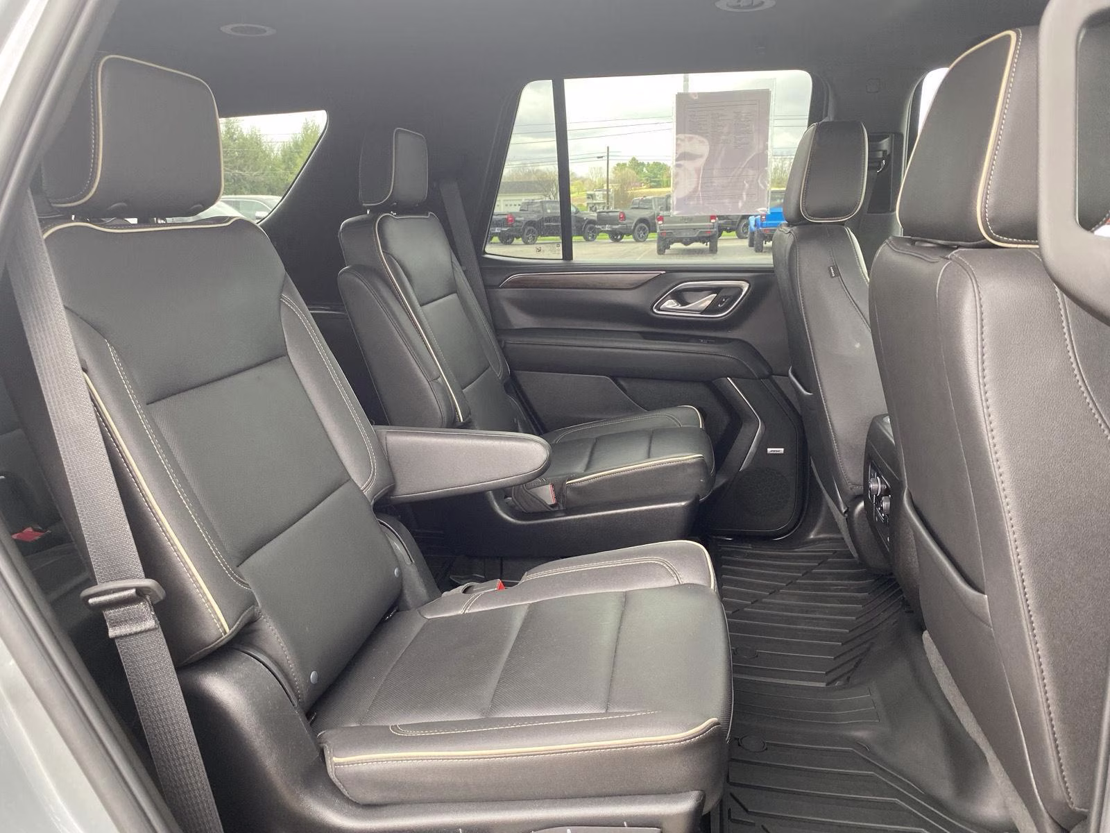 2023 Sterling Gray Metallic Chevrolet Tahoe Premier 4X4 SUV