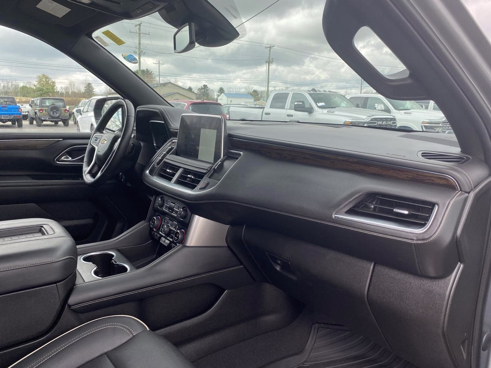 2023 Sterling Gray Metallic Chevrolet Tahoe Premier 4X4 SUV