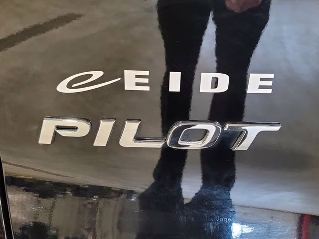 2021 Crystal Black Pearl Honda Pilot Special Edition AWD SUV