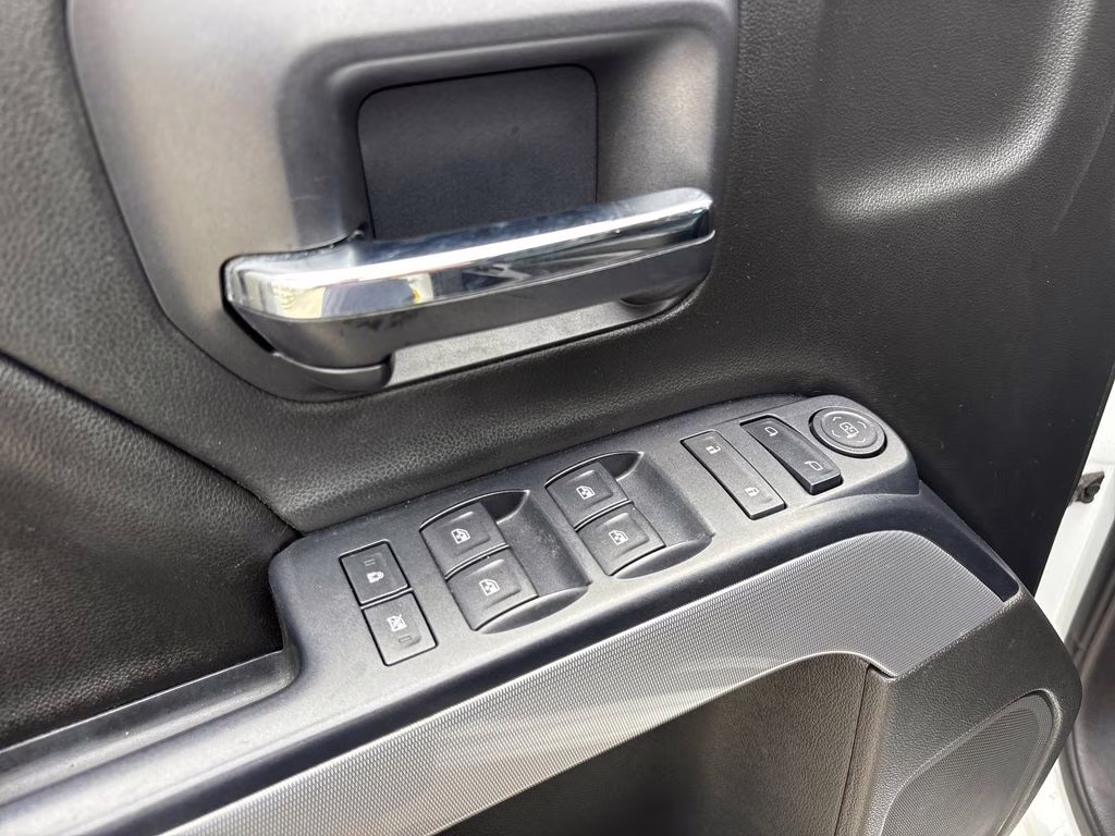 2015 Summit White Chevrolet Silverado 1500 LT 4X4 Truck