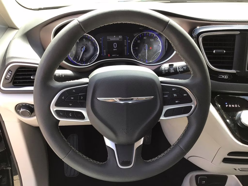 2024 Diamond Black Crystal Pearlcoat Chrysler Voyager LX FWD Van