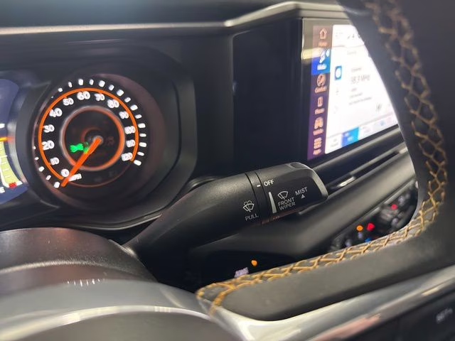 2024 Granite Crystal Metallic Clearcoat Jeep Wrangler Sahara 4X4 SUV