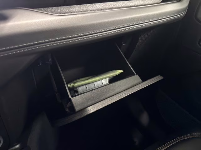 2024 Granite Crystal Metallic Clearcoat Jeep Wrangler Sahara 4X4 SUV