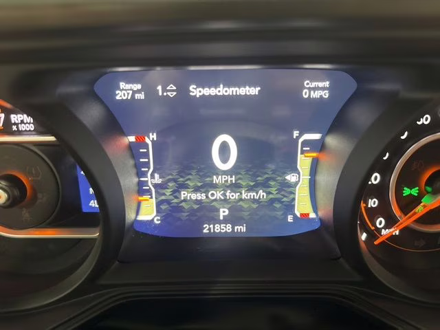 2024 Granite Crystal Metallic Clearcoat Jeep Wrangler Sahara 4X4 SUV