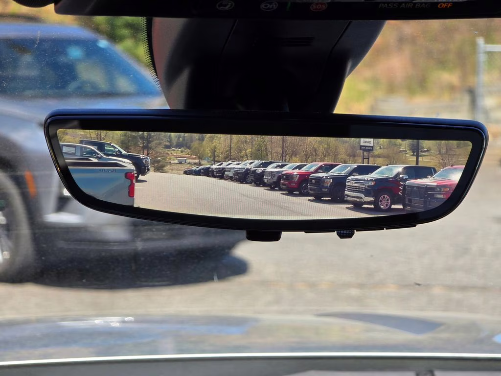 2021 Silver Ice Metallic Chevrolet Silverado 2500HD High Country 4X4 Truck