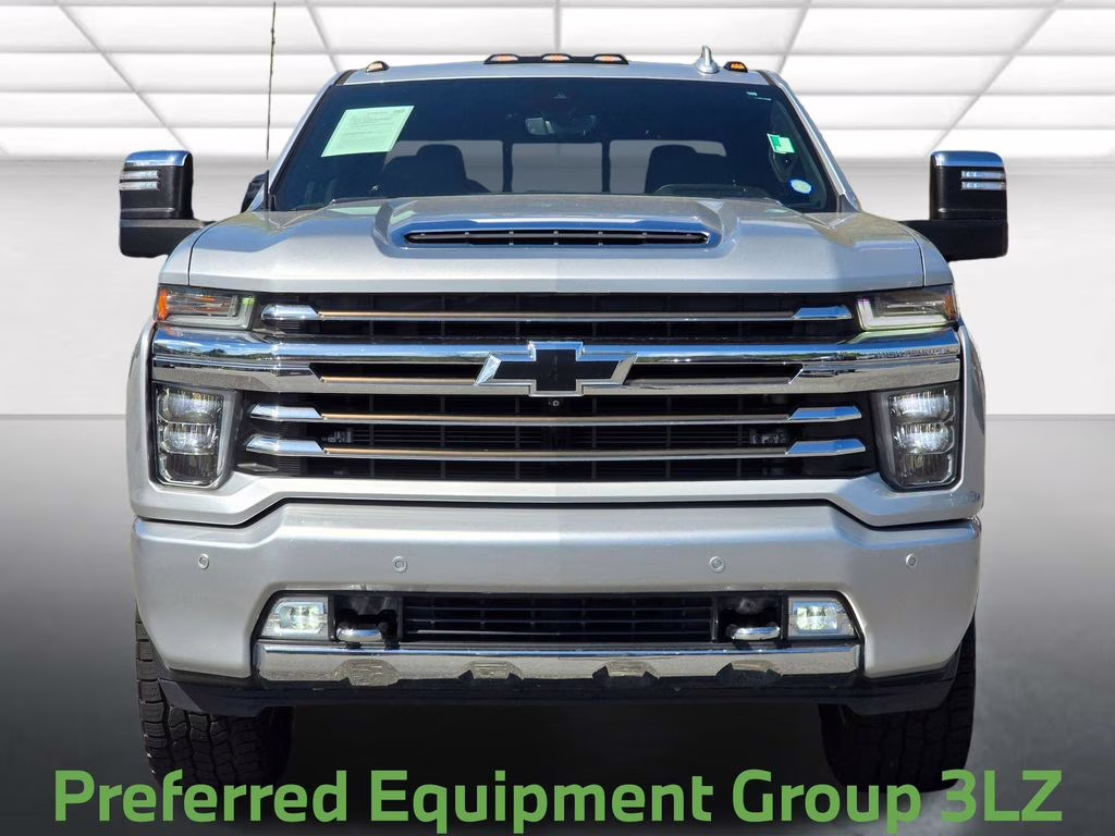 2021 Silver Ice Metallic Chevrolet Silverado 2500HD High Country 4X4 Truck