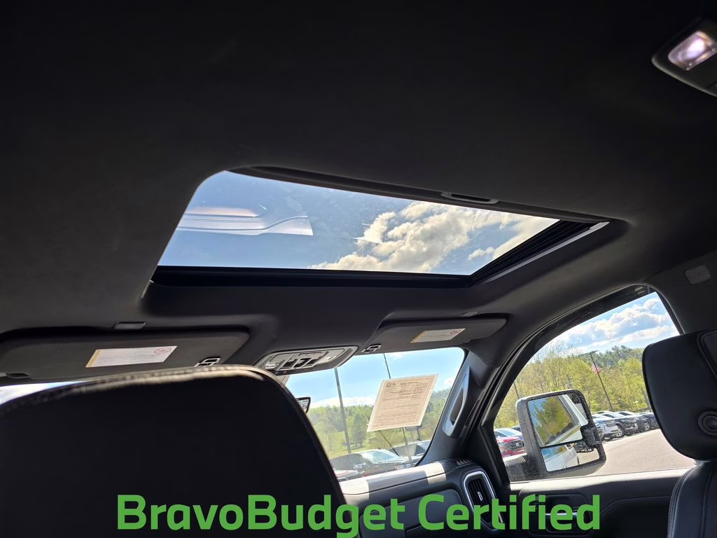 2021 Silver Ice Metallic Chevrolet Silverado 2500HD High Country 4X4 Truck