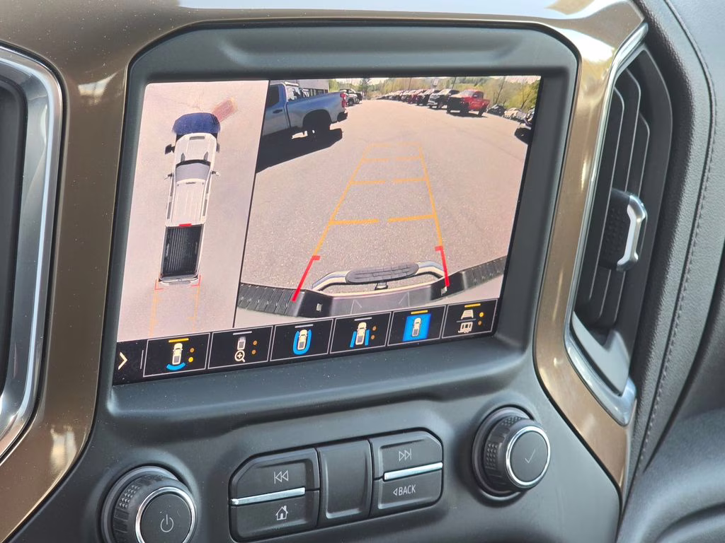 2021 Silver Ice Metallic Chevrolet Silverado 2500HD High Country 4X4 Truck