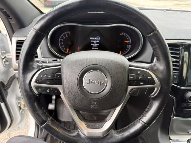 2022 Bright White Clearcoat Jeep Grand Cherokee WK Limited 4X4 SUV