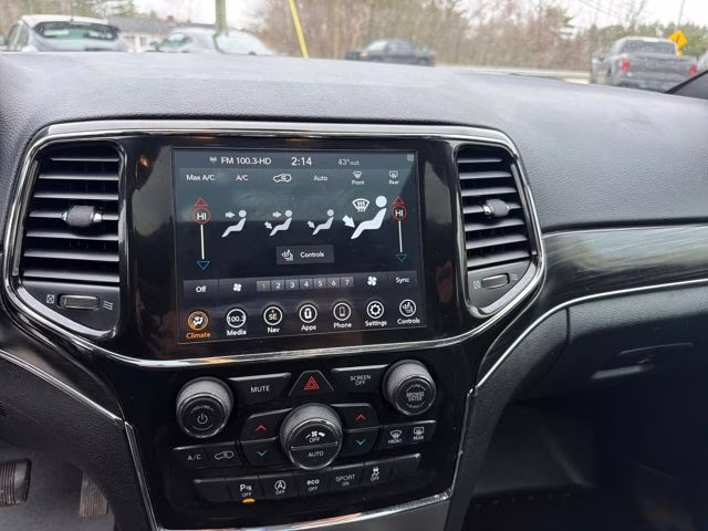 2022 Bright White Clearcoat Jeep Grand Cherokee WK Limited 4X4 SUV