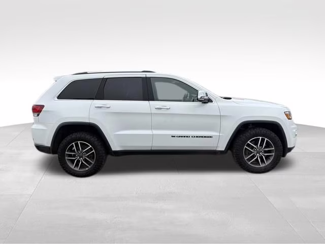 2022 Bright White Clearcoat Jeep Grand Cherokee WK Limited 4X4 SUV