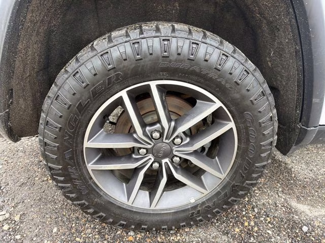 2022 Bright White Clearcoat Jeep Grand Cherokee WK Limited 4X4 SUV