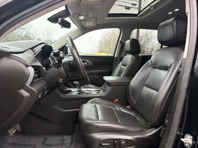 2020 Mosaic Black Metallic Chevrolet Traverse Premier AWD SUV