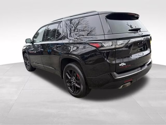 2020 Mosaic Black Metallic Chevrolet Traverse Premier AWD SUV