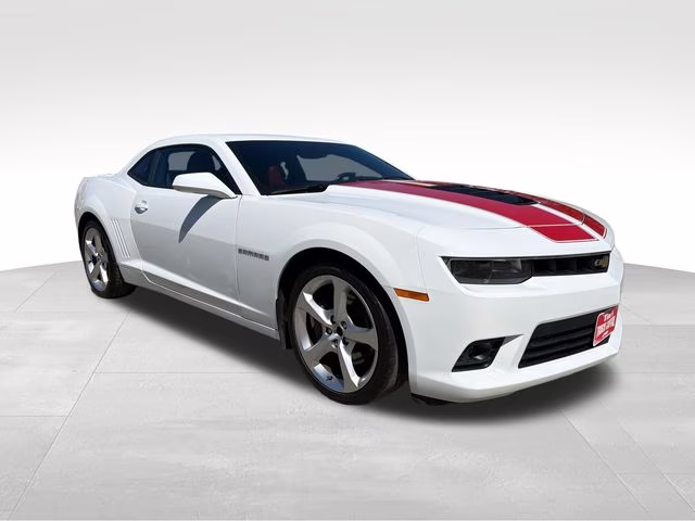 2015 Summit White Chevrolet Camaro SS RWD Coupe