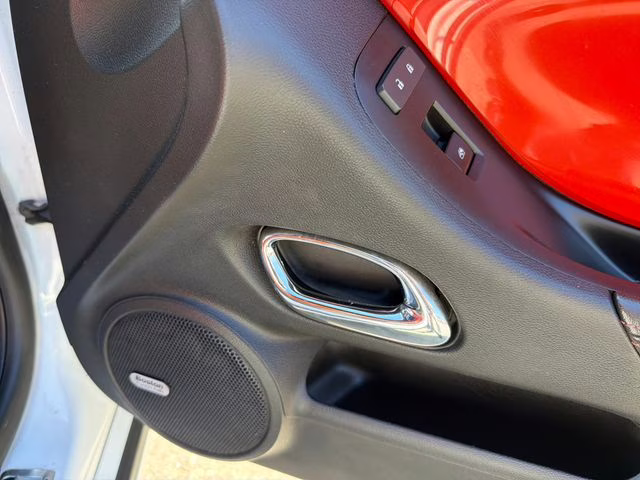 2015 Summit White Chevrolet Camaro SS RWD Coupe