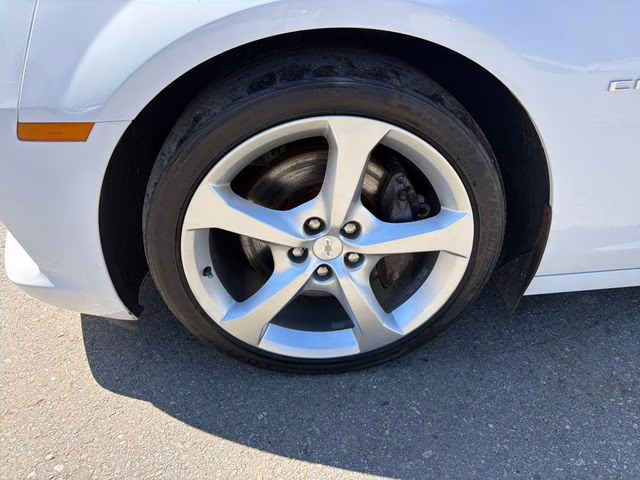 2015 Summit White Chevrolet Camaro SS RWD Coupe