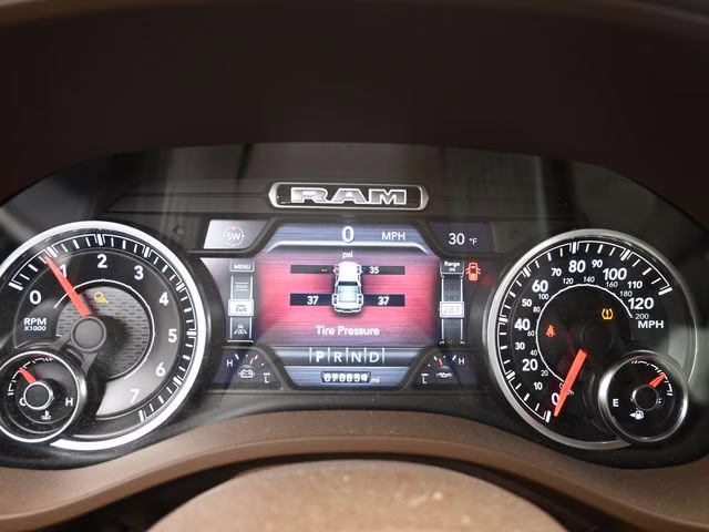 2019 Granite Crystal Metallic Clearcoat Ram 1500 Laramie 4X4 Truck