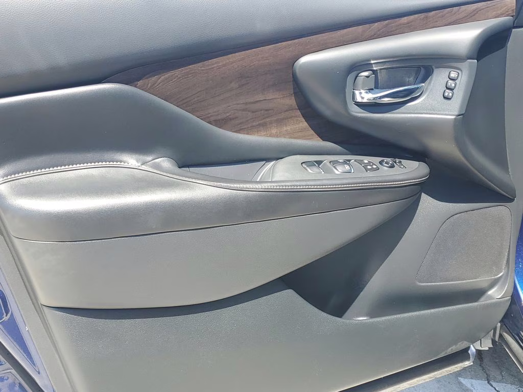 2020 Deep Blue Pearl Nissan Murano Platinum AWD SUV