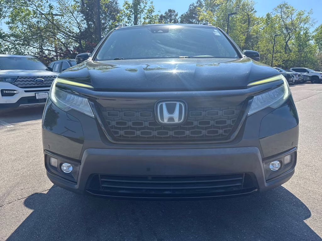 2019 Black Honda Passport Elite AWD SUV