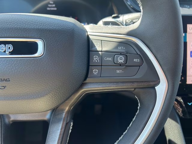 2026 Baltic Gray Metallic Clearcoat Jeep Grand Cherokee L Limited 4X4 SUV