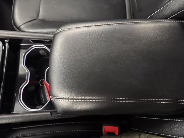 2023 Silver Zynith Jeep Grand Cherokee L Limited 4X4 SUV