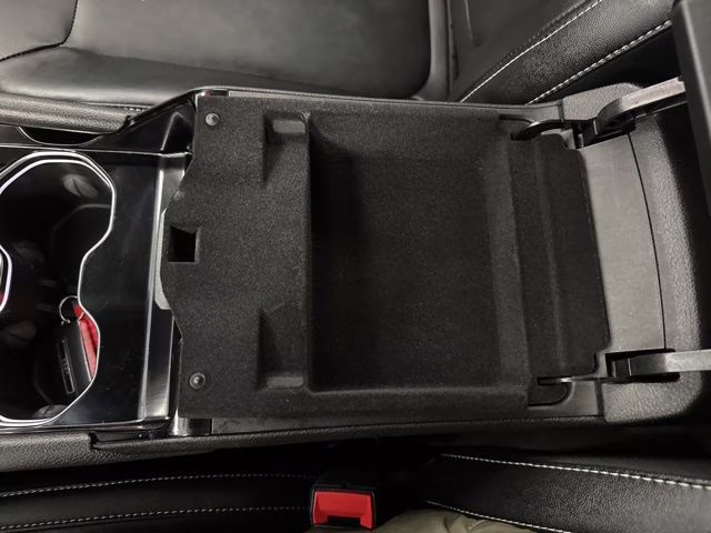 2023 Silver Zynith Jeep Grand Cherokee L Limited 4X4 SUV