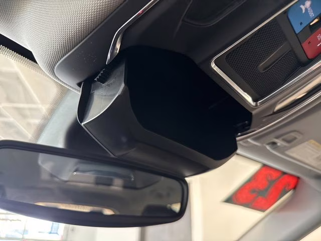 2023 Silver Zynith Jeep Grand Cherokee L Limited 4X4 SUV