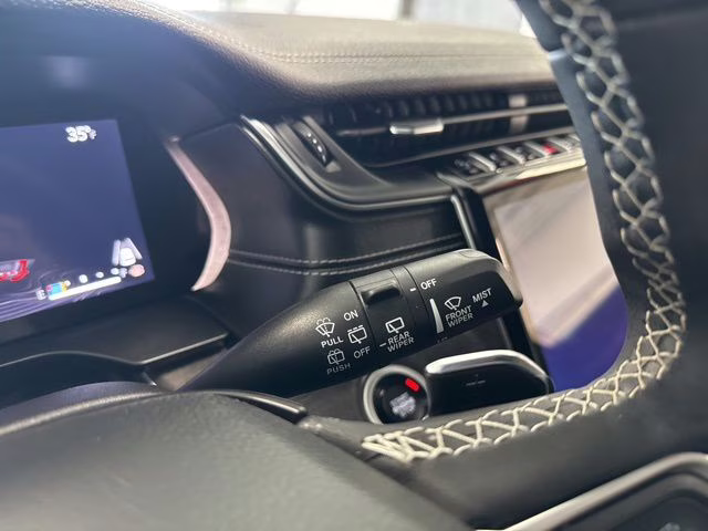 2023 Silver Zynith Jeep Grand Cherokee L Limited 4X4 SUV